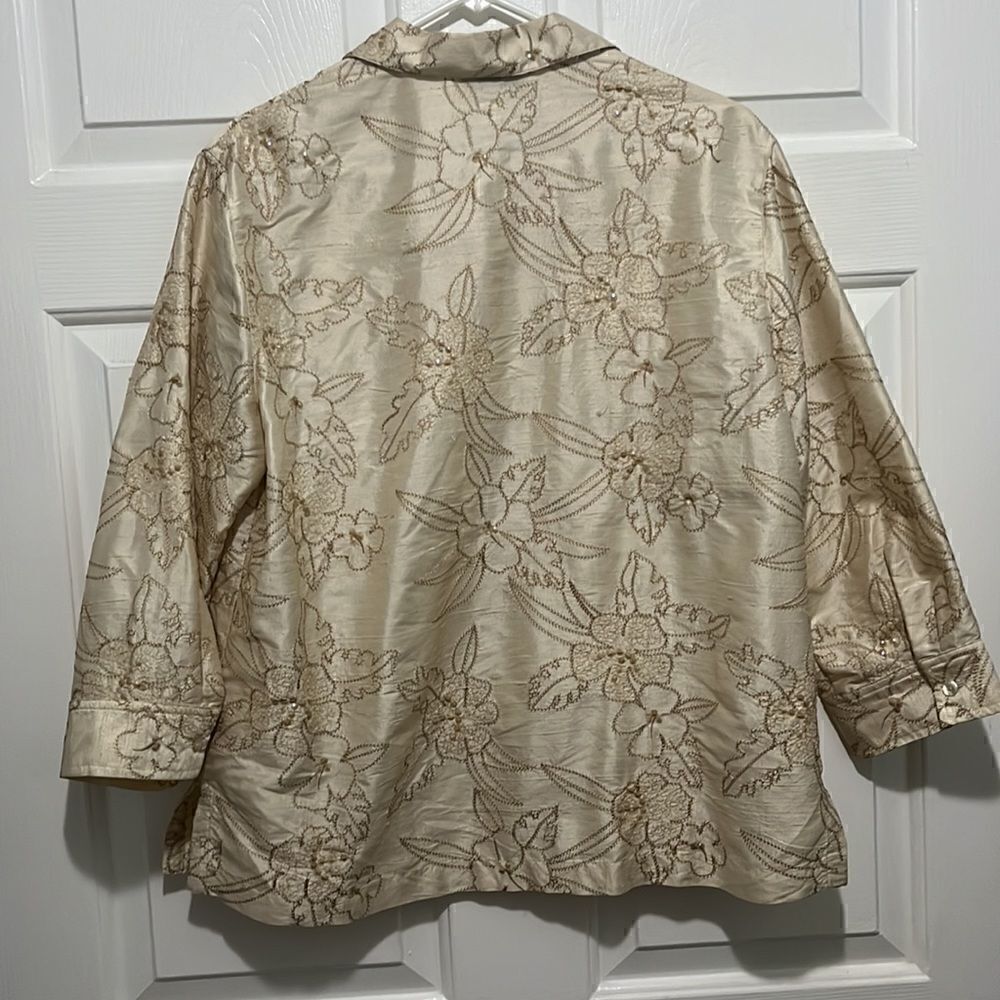 Embroidered Shirt   - Picture 2 of 3